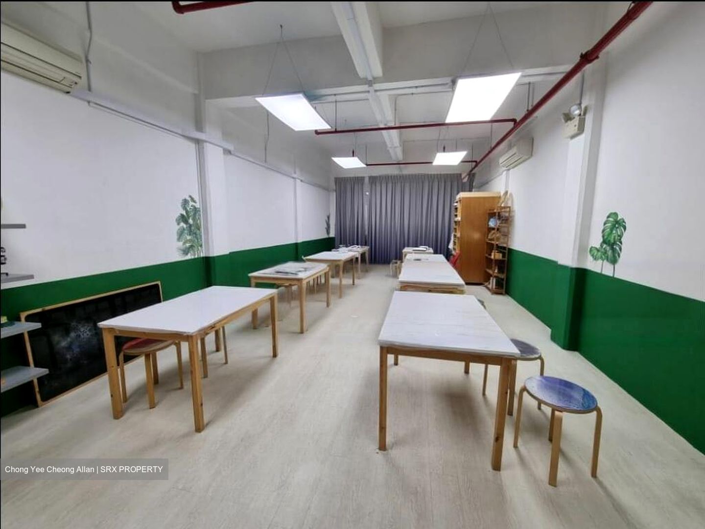 Kallang Place (D12), Factory #508189381